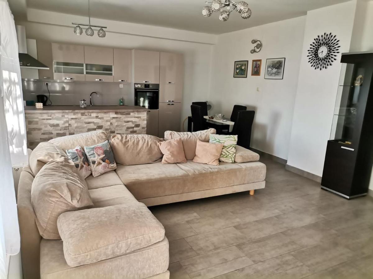 Apartmani Sidro Senj Senj  Eksteriør bilde